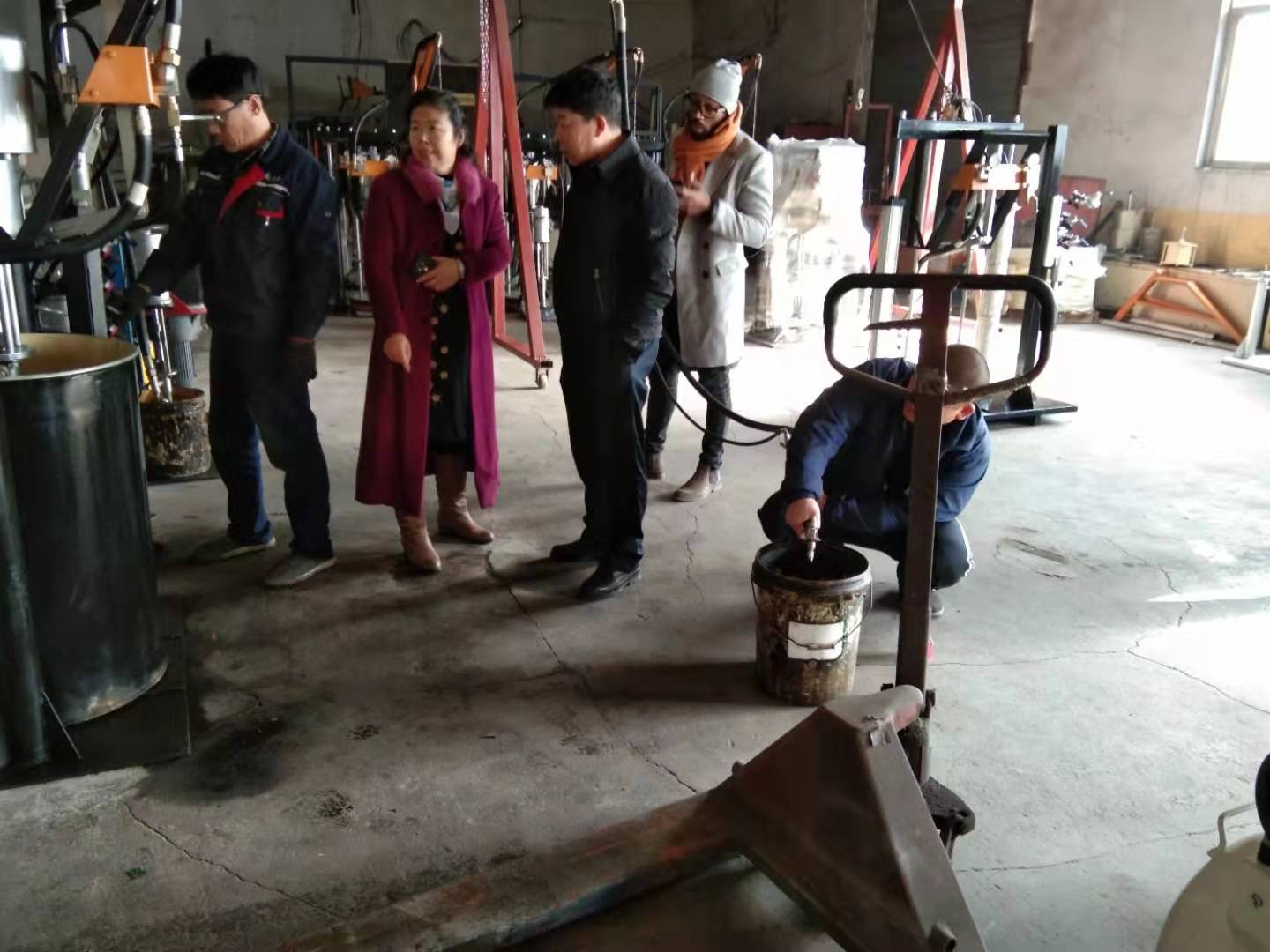 友人前來公司洽談業(yè)務(wù)！
